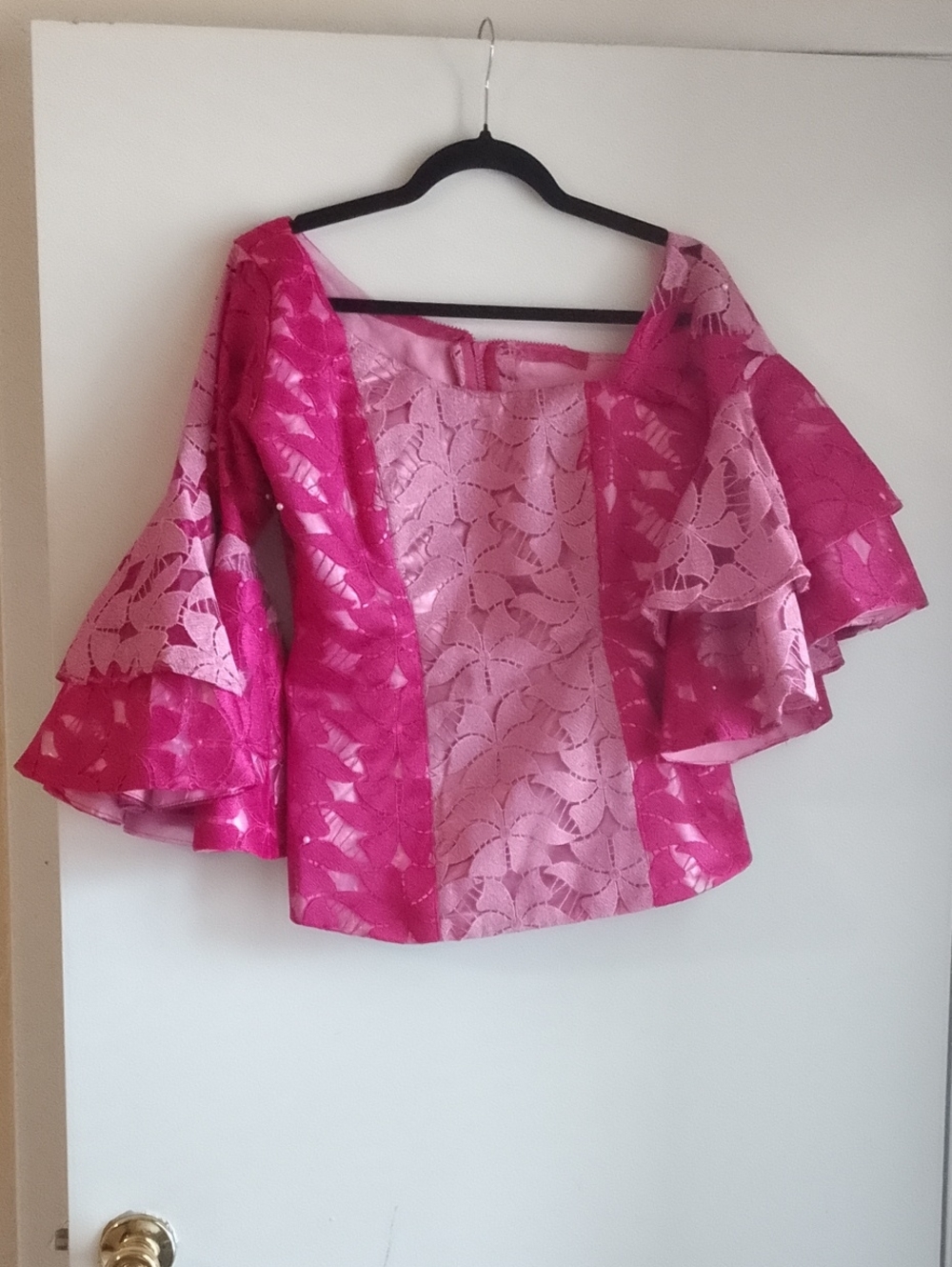 Women's Two-Tone Pink Lace Bell-Sleeve Blouse